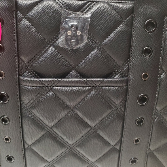 Betsey Johnson Quilted black skull tote with removable pouch - Picture 2 of 8